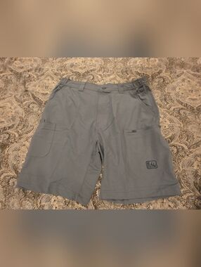 Men's Fintech Performance Grey Shorts  Men's Size Large Never Worn